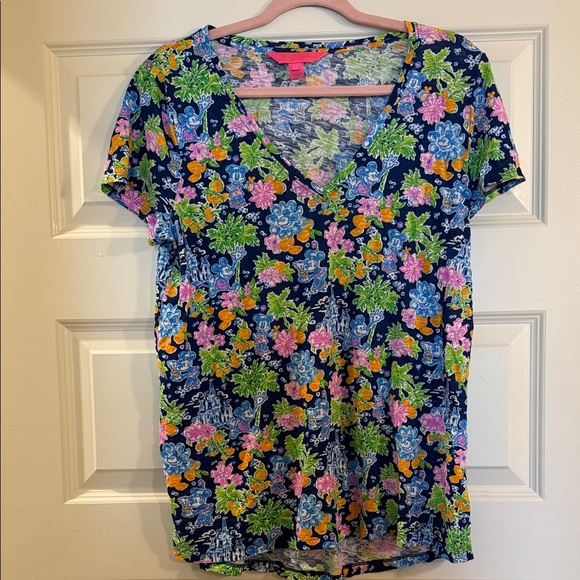 Lilly Pulitzer Loves Disney Etta V Neck Tee Shirt SZ L - Picture 2 of 4